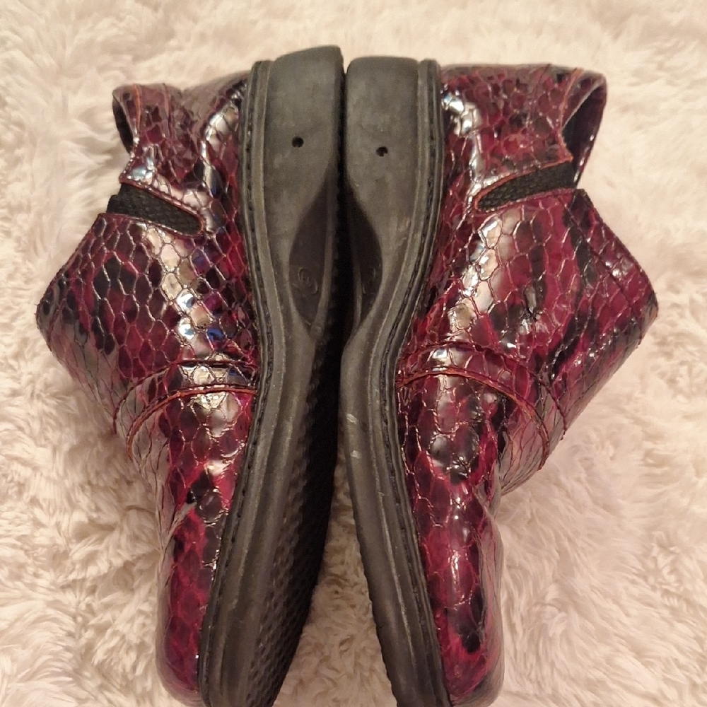 SALE Helle Romus Red Snake Print Women's Loafers Size 39 Made in Spain - Picture 5 of 9